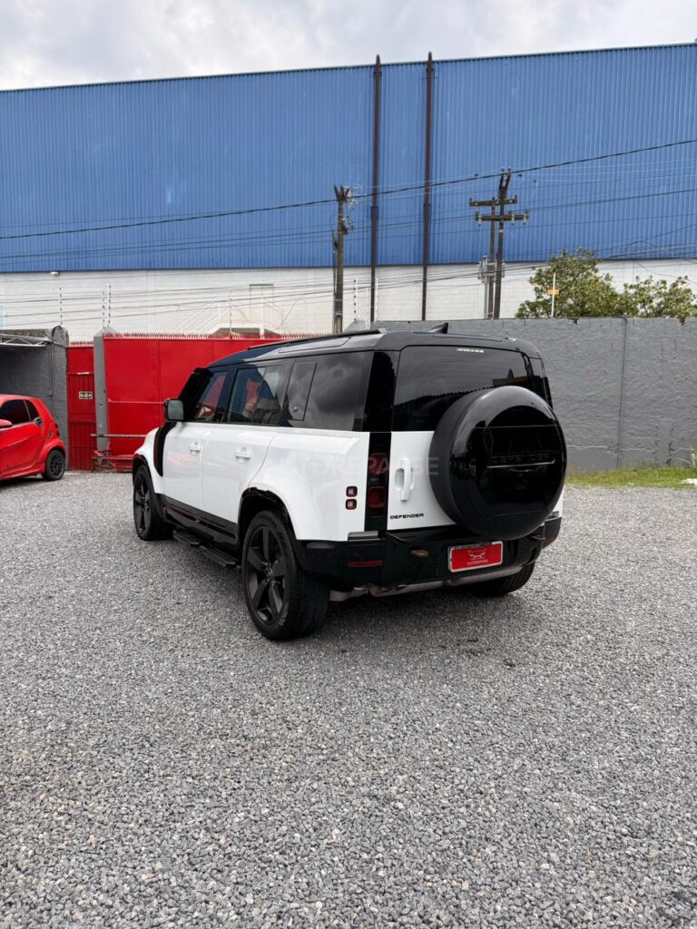 LAND ROVER DEFENDER HSE X-DYNAMIC 2023/2024