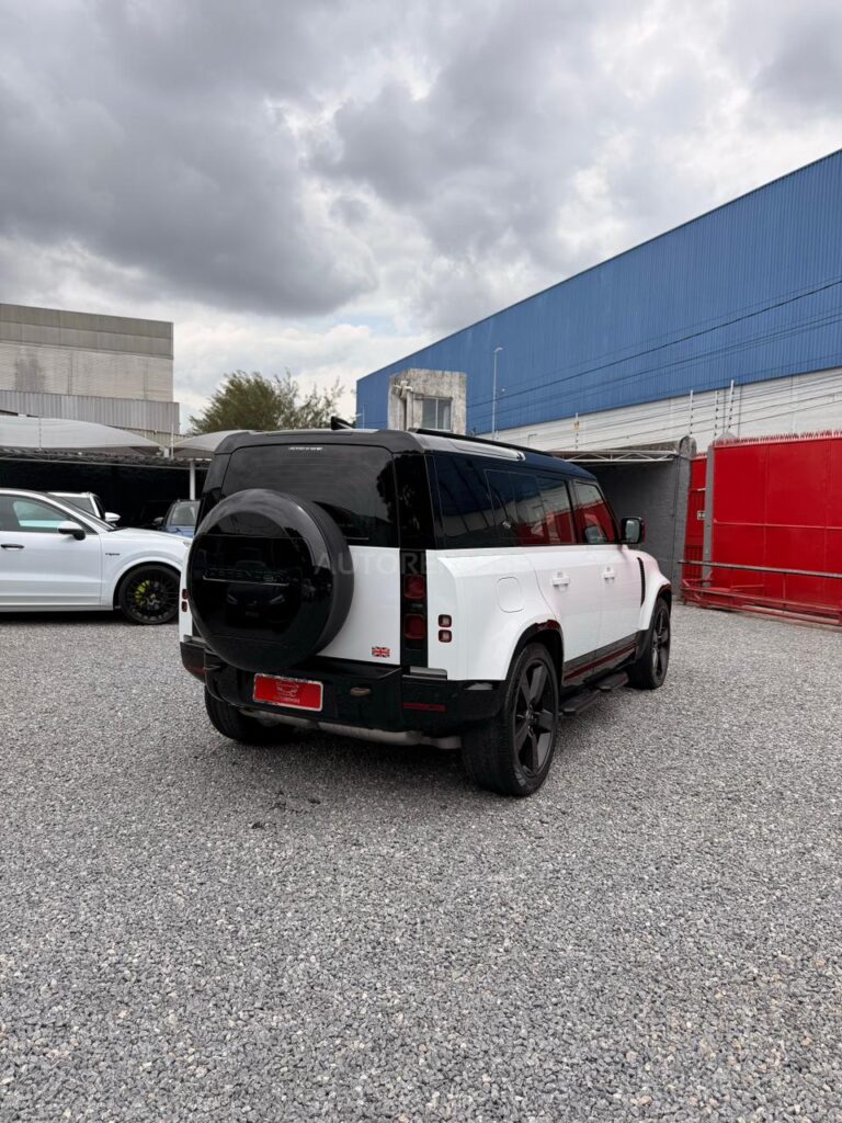 LAND ROVER DEFENDER HSE X-DYNAMIC 2023/2024