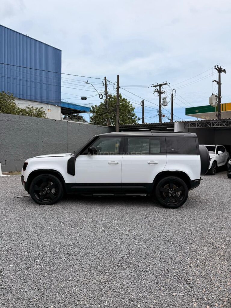 LAND ROVER DEFENDER HSE X-DYNAMIC 2023/2024
