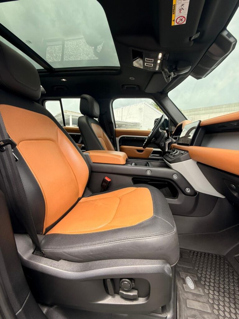 LAND ROVER DEFENDER HSE X-DYNAMIC 2023/2024