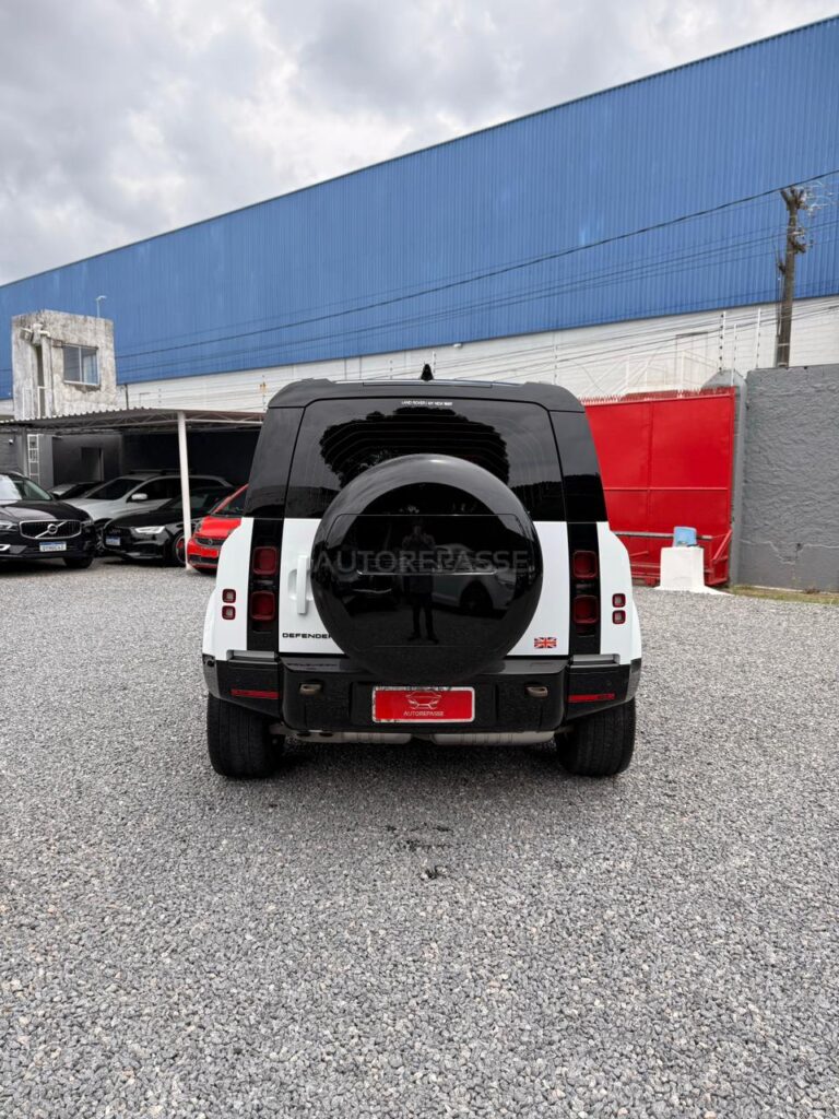 LAND ROVER DEFENDER HSE X-DYNAMIC 2023/2024