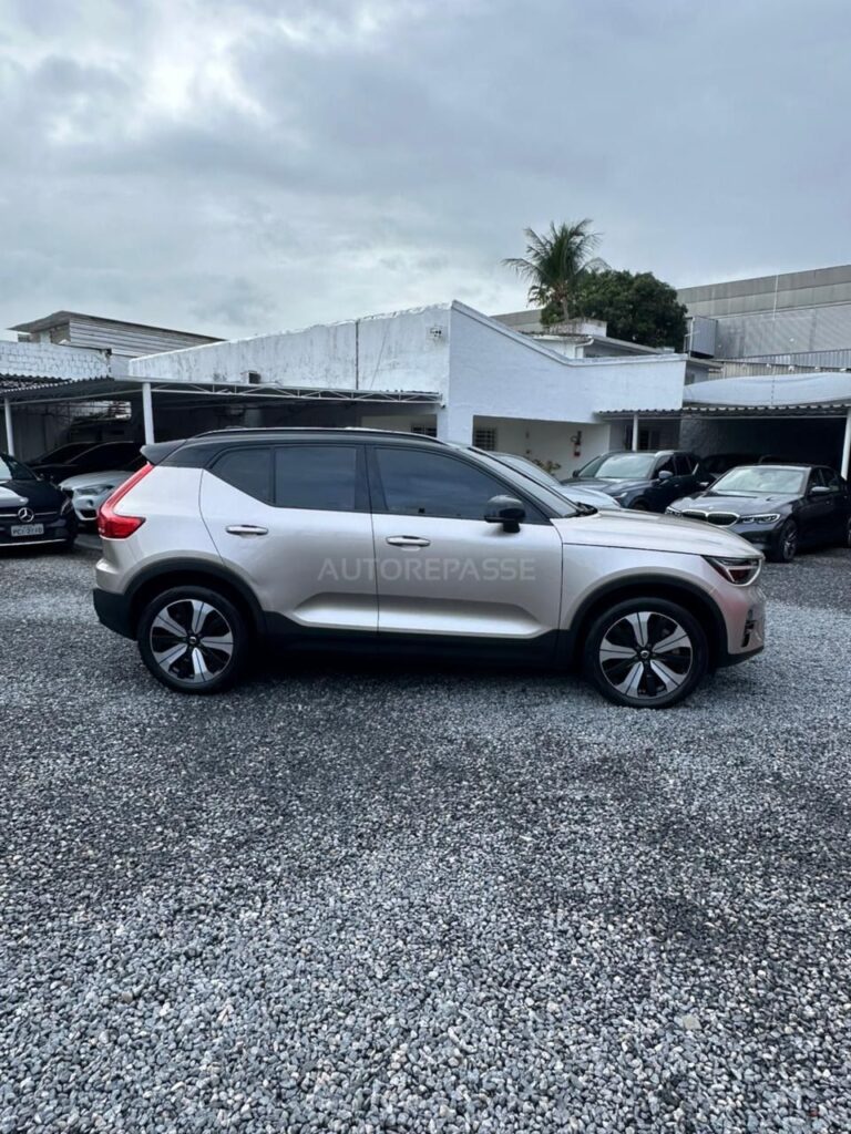 VOLVO XC40 P6 ELETRIC 2022/2023