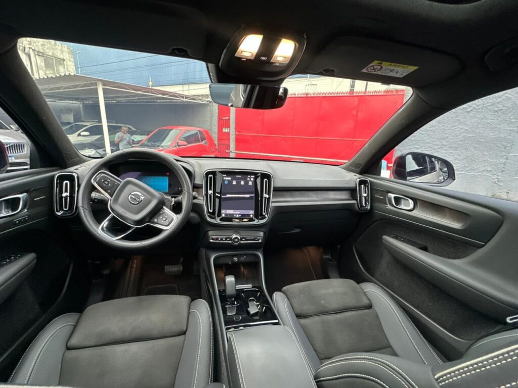 VOLVO XC40 P6 ELETRIC 2022/2023