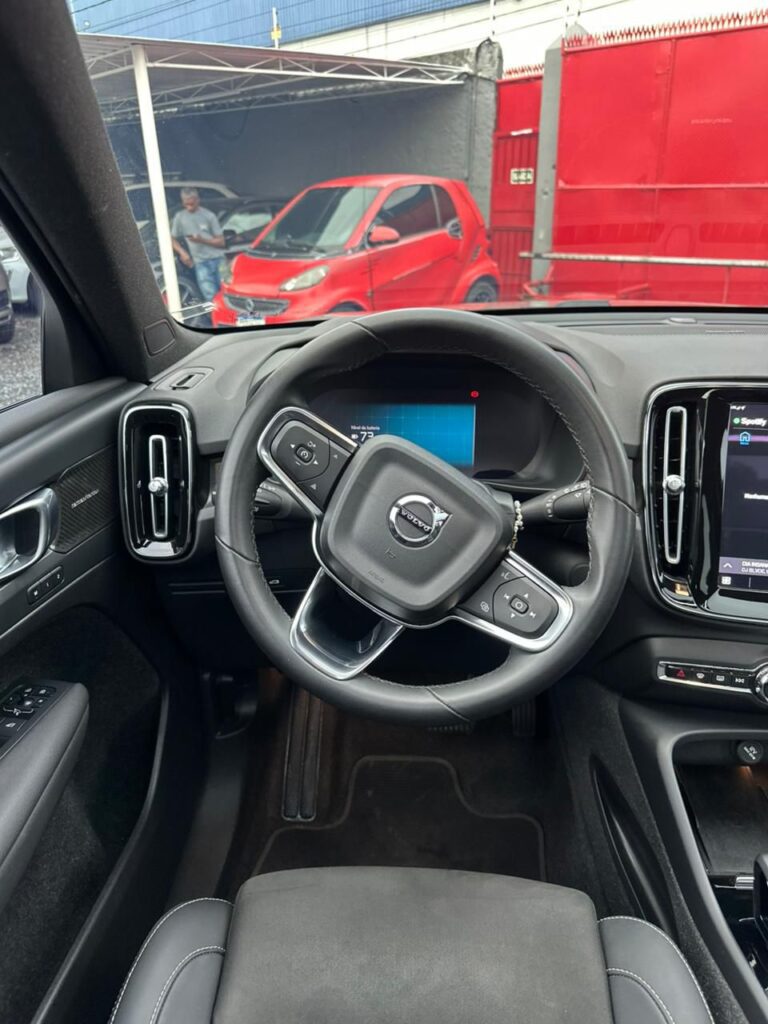 VOLVO XC40 P6 ELETRIC 2022/2023