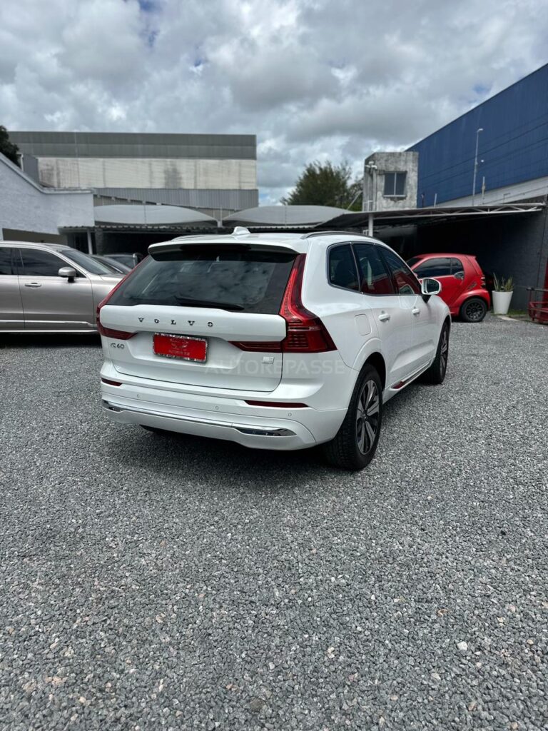 VOLVO XC60 T8 PLUS 2.0 2024/2024