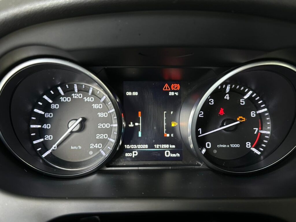 LAND-ROVER DISCOVERY SPORT SE 2.0 4X4 2015/2016