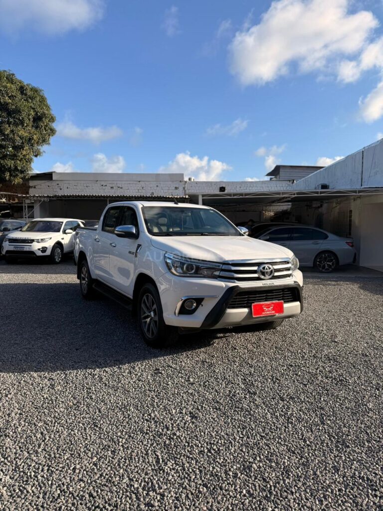 TOYOTA HILUX SRX 2.8 TDI 4X4 AT 2016/2016