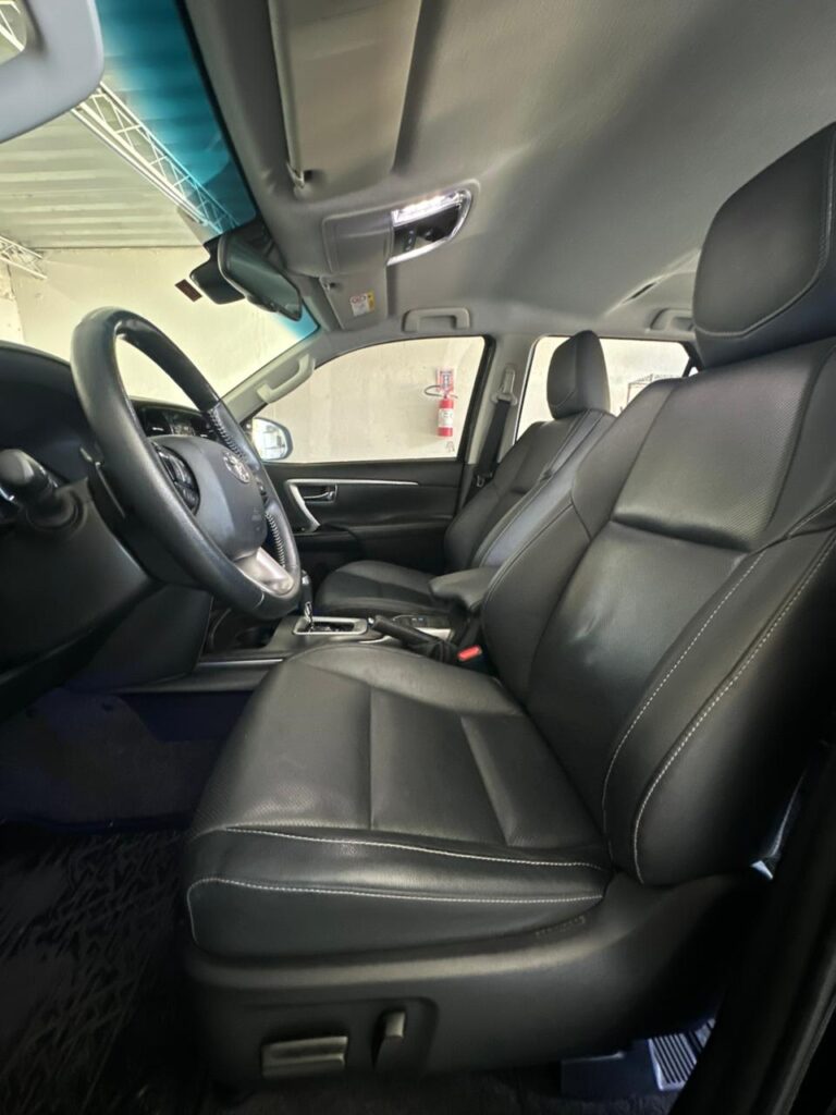 TOYOTA HILUX SW4 SRX 2.8 TDI 4X4 2022/2022