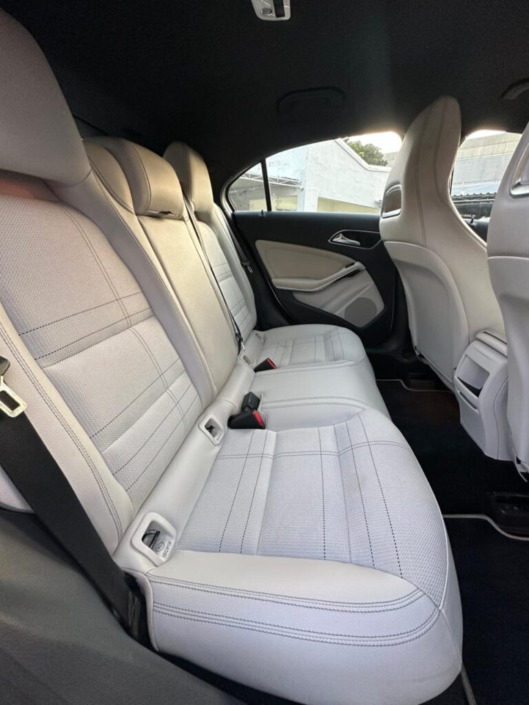 MERCEDES BENZ A200 URBAN 1.6 2014/2014