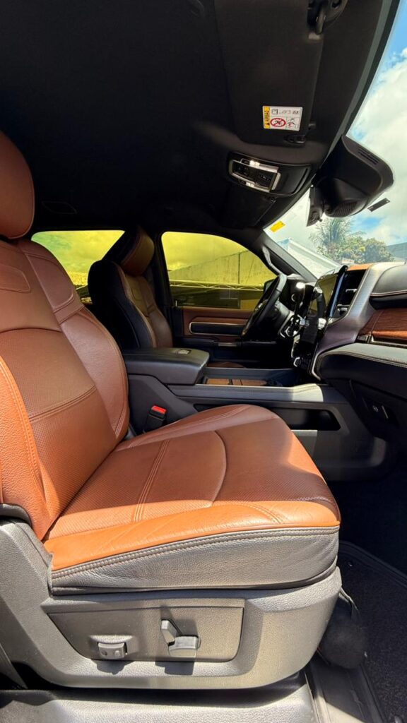 DODGE RAM 3500 LINGHORN 6.7 TDI 2023/2024