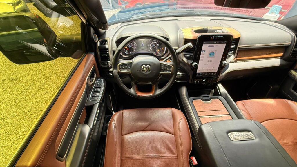 DODGE RAM 3500 LINGHORN 6.7 TDI 2023/2024