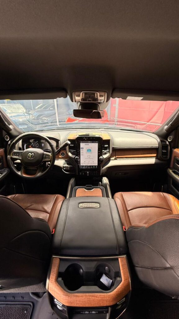 DODGE RAM 3500 LINGHORN 6.7 TDI 2023/2024