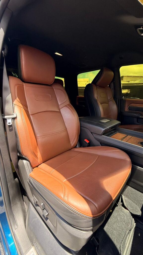 DODGE RAM 3500 LINGHORN 6.7 TDI 2023/2024