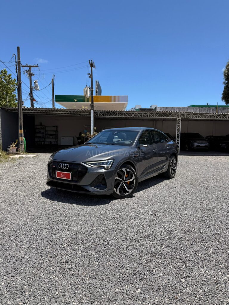 AUDI E-TRON SPORTBACK PERFORMANCE BLACK QUATTRO 2021/2022