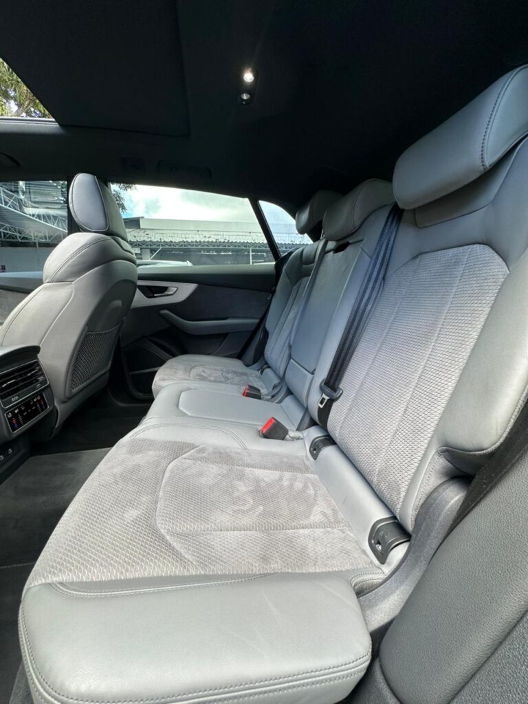 AUDI Q8 PERFORMANCE BLACK QUATTRO TIPTRONIC