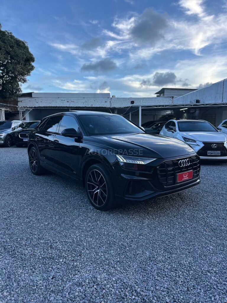 AUDI Q8 PERFORMANCE BLACK QUATTRO TIPTRONIC