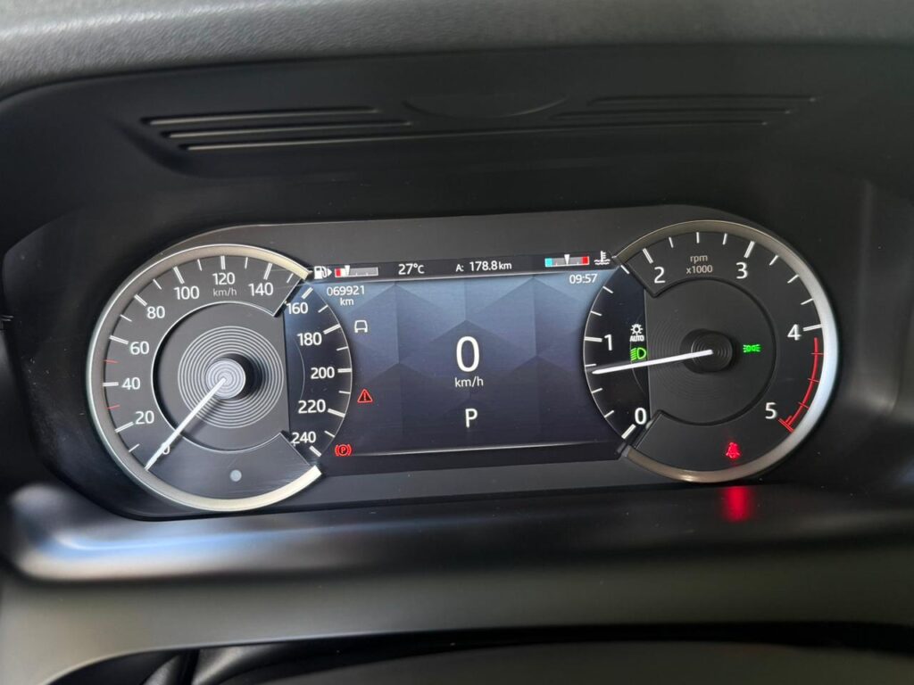 LAND-ROVER DISCOVERY SPORT D200 SE 2022/2022