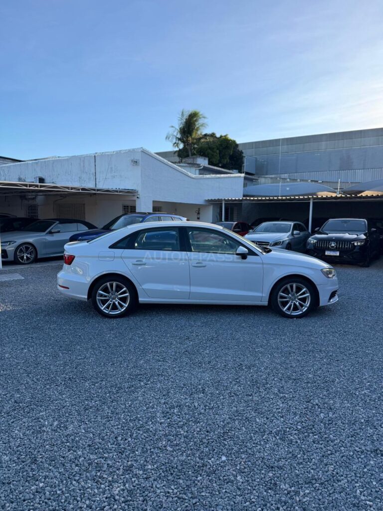 AUDI A3 ATTRACTION 1.4 TFSI 2014/2015