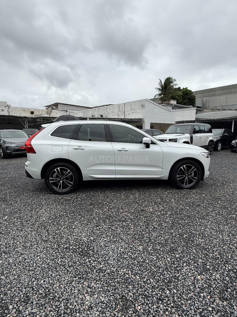 VOLVO XC60 T5 MOMENTUM 2019/2020