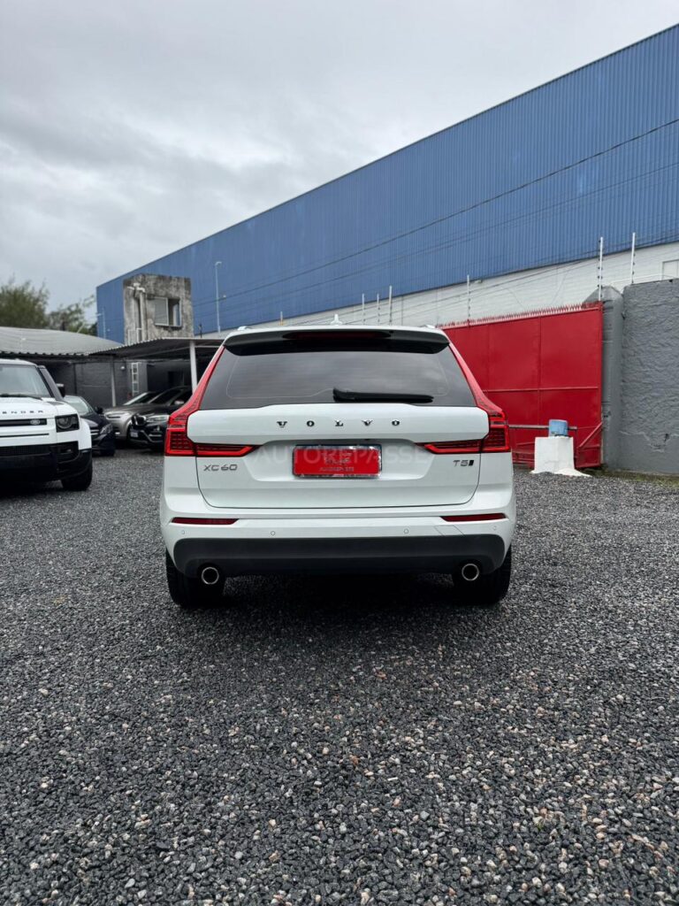 VOLVO XC60 T5 MOMENTUM 2019/2020