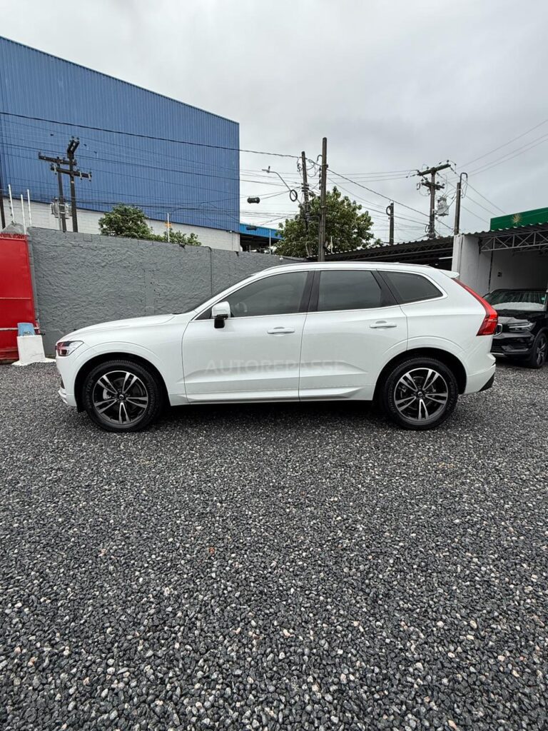 VOLVO XC60 T5 MOMENTUM 2019/2020