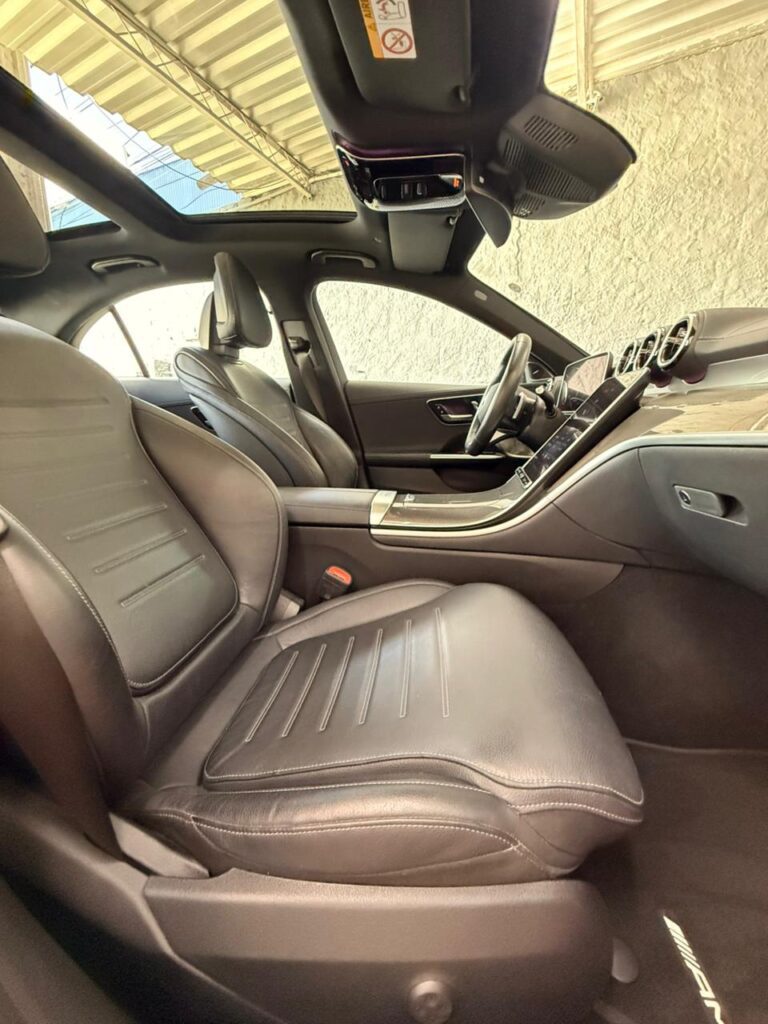 MERCEDES-BENZ C300 AMG LINE 2.0 2024/2024