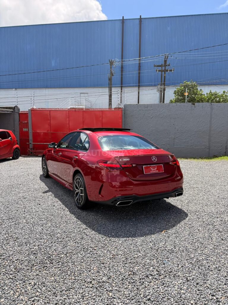 MERCEDES-BENZ C300 AMG LINE 2.0 2024/2024