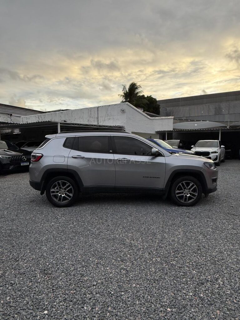 JEEP COMPASS SPORT 2.0 AT 2020/2021