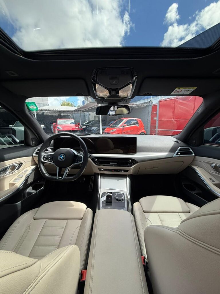 BMW 330E M-SPORT 2.0 2024/2025