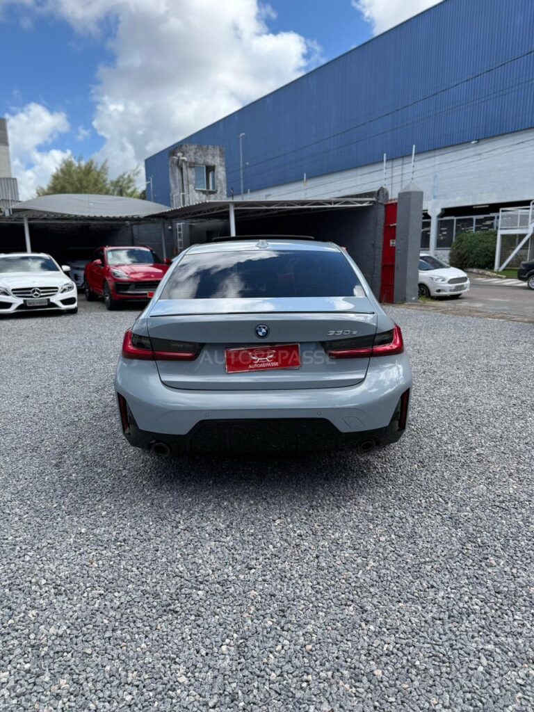 BMW 330E M-SPORT 2.0 2024/2025
