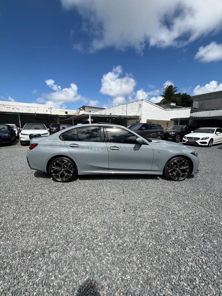 BMW 330E M-SPORT 2.0 2024/2025