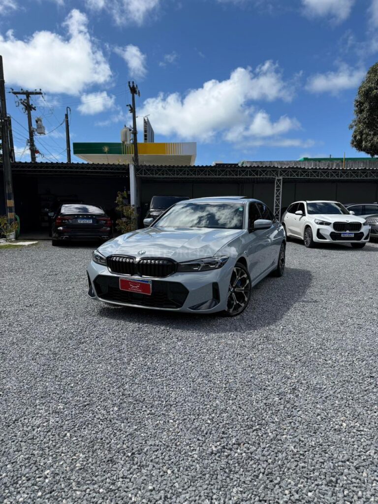 BMW 330E M-SPORT 2.0 2024/2025