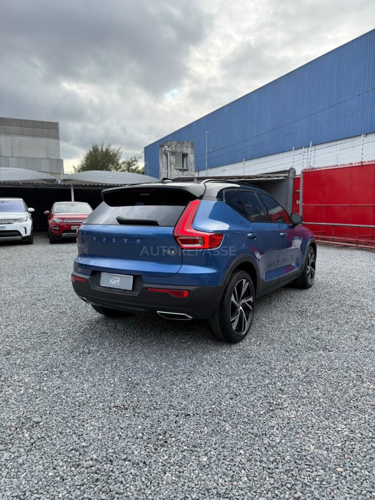VOLVO XC40 T5 R-DESIGN 2019/2020