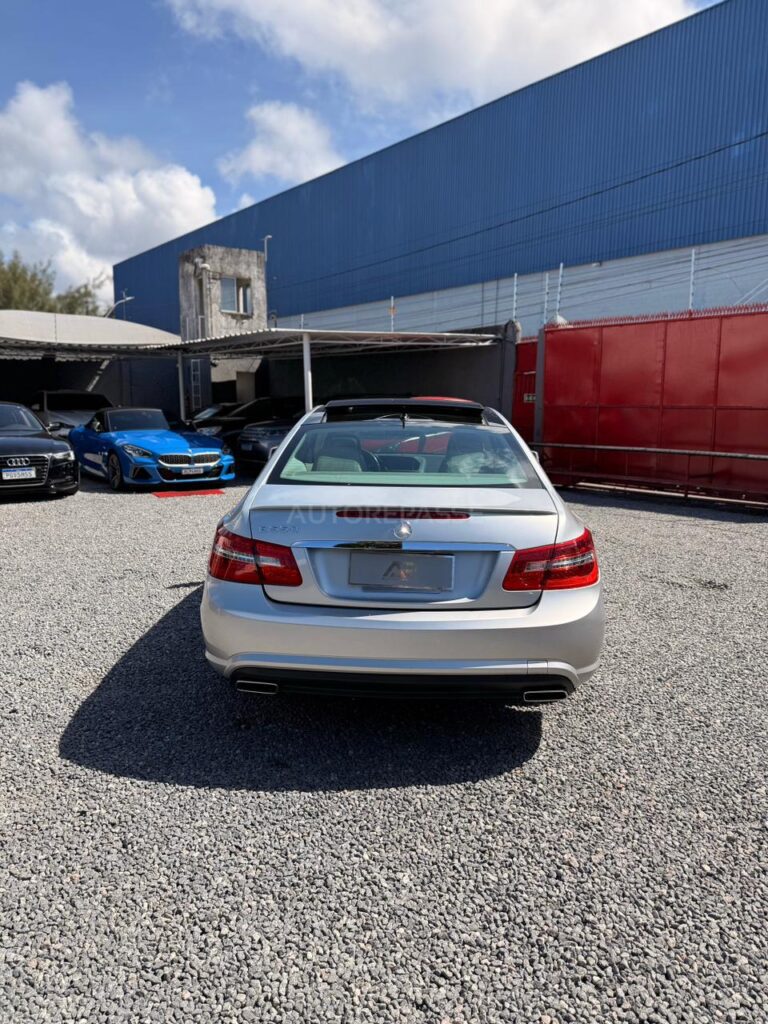 MERCEDES-BENZ E 550 COUPÉ 5.5 V8 2011/2011