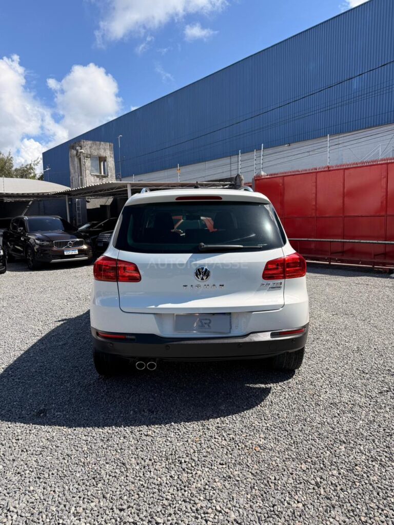 VOLKSWAGEN TIGUAN COMFORTLINE 2.0 TSI 2014/2015