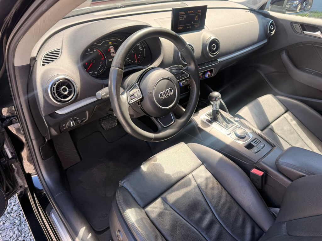 AUDI A3 AMBITION 1.8 TFSI 2015/2016