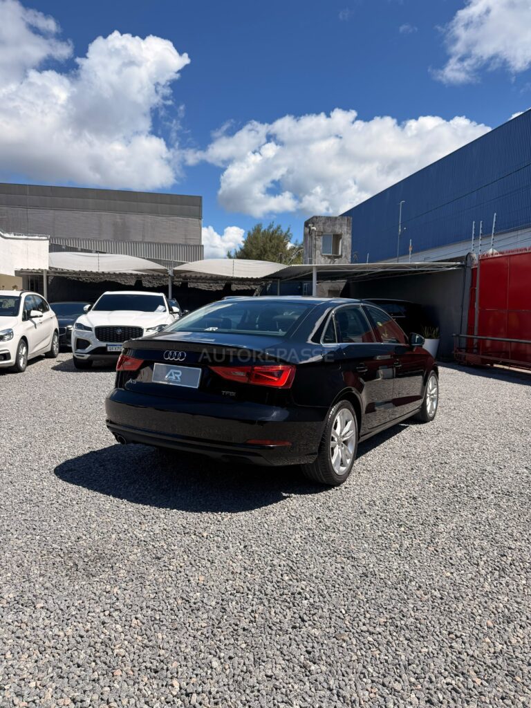 AUDI A3 AMBITION 1.8 TFSI 2015/2016
