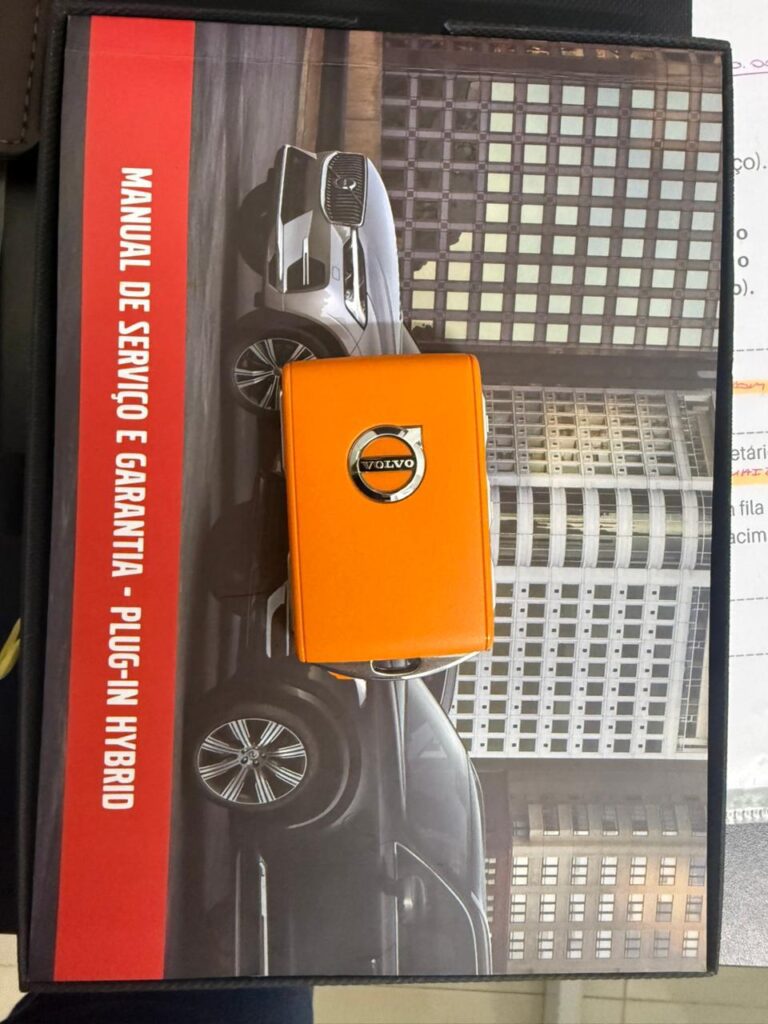 VOLVO XC60 T8 ULTRA DARK 2023/2023