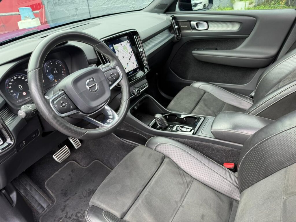VOLVO XC40 T5 R-DESIGN 2019/2020
