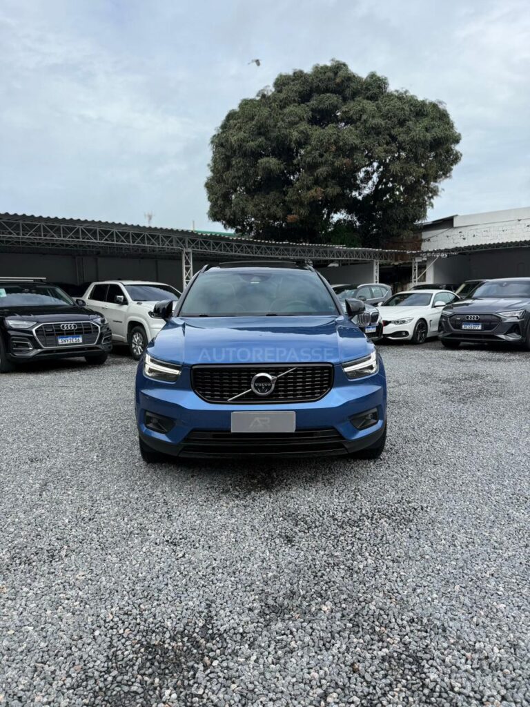 VOLVO XC40 T5 R-DESIGN 2019/2020
