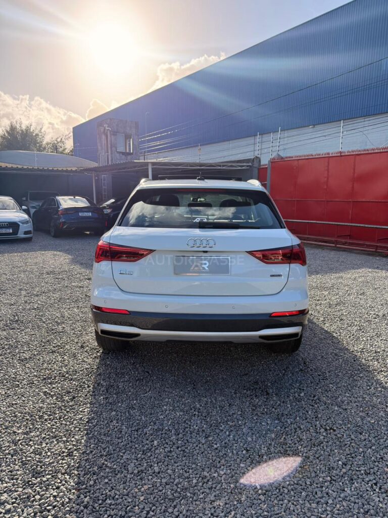 AUDI Q3 PERFORMANCE 2022/2023