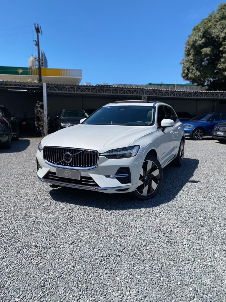 VOLVO XC60 T8 ULTIMATE 2023/2024