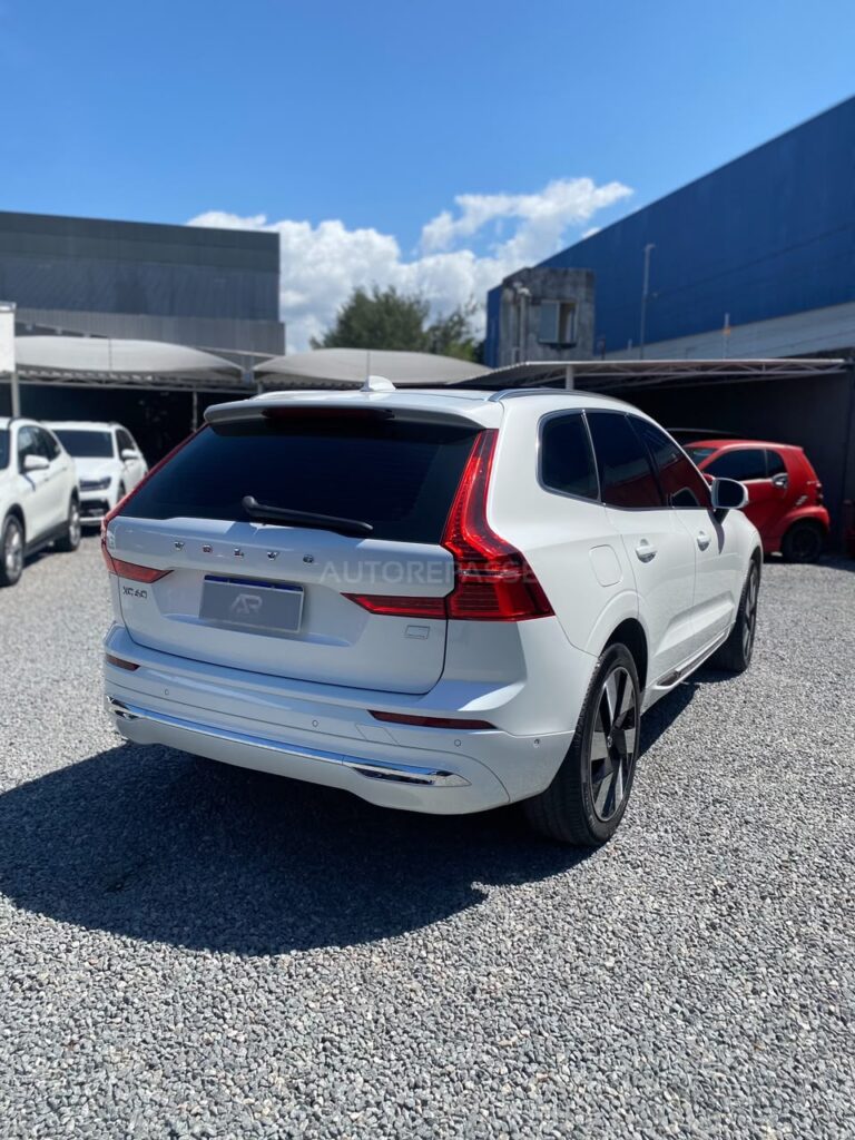 VOLVO XC60 T8 ULTIMATE 2023/2024