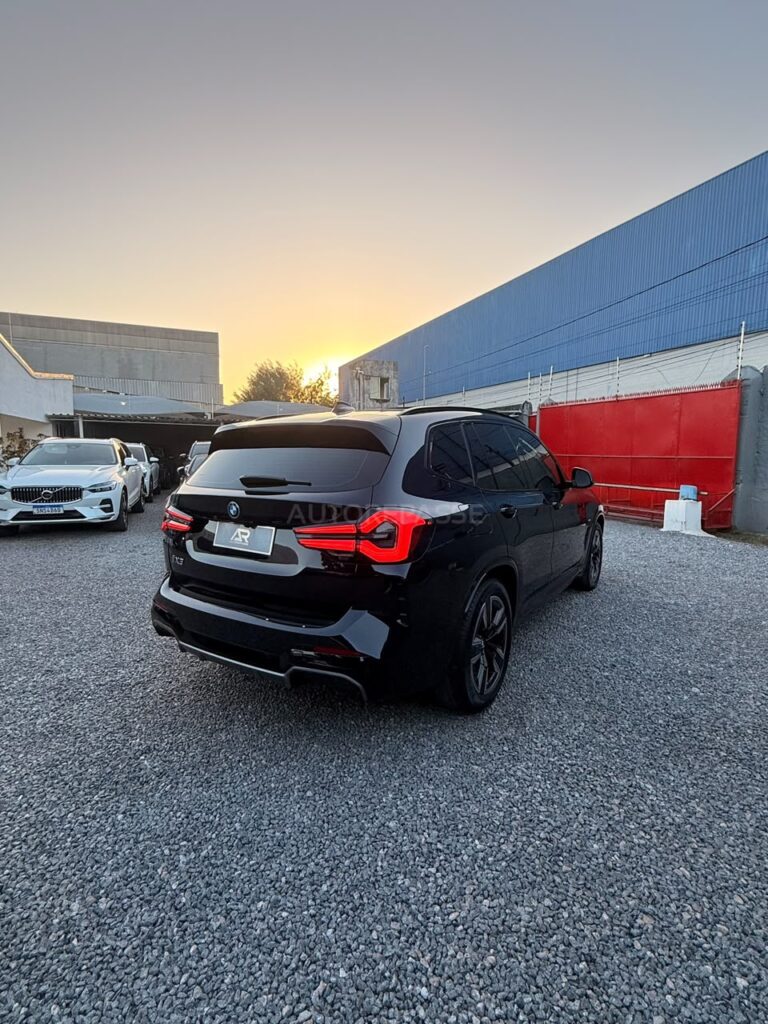 BMW IX3 M-SPORT 2022/2023