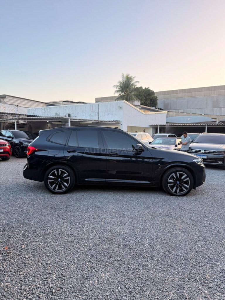 BMW IX3 M-SPORT 2022/2023