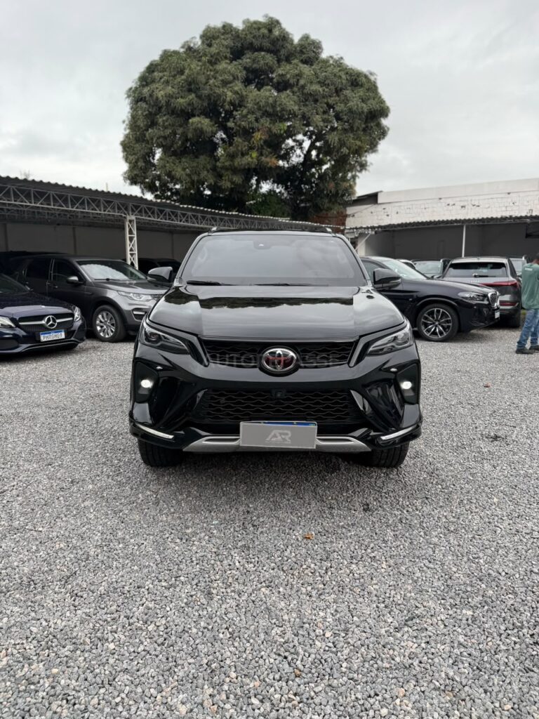 TOYOTA HILUX SW4 SRX PLATINUM 2025/2025