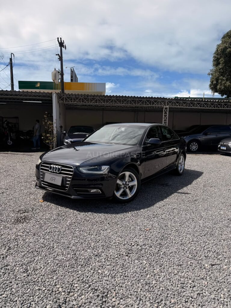 AUDI A4 ATTRACTION 2015/2015