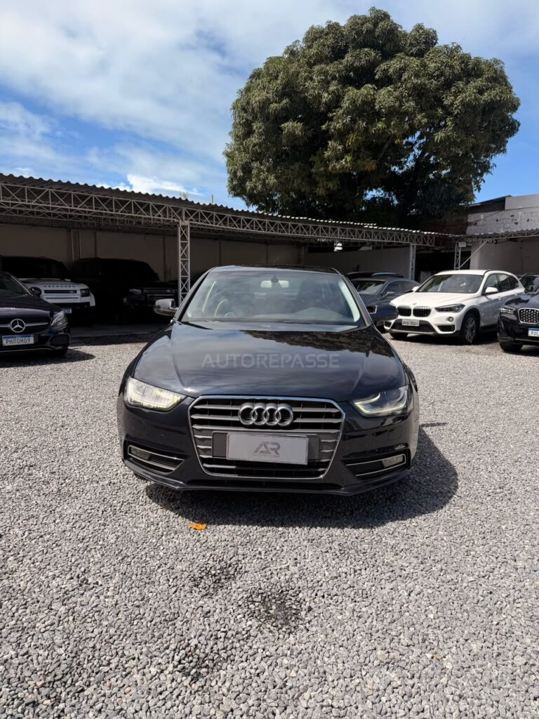 AUDI A4 ATTRACTION 2015/2015
