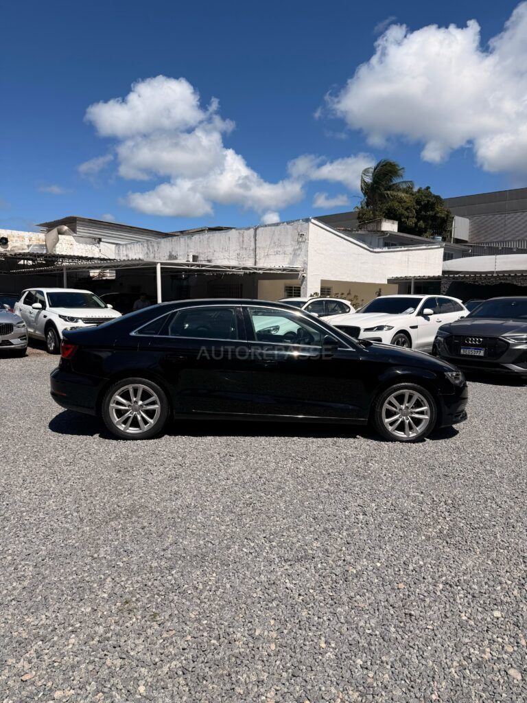 AUDI A3 AMBITION 1.8 TFSI 2015/2016