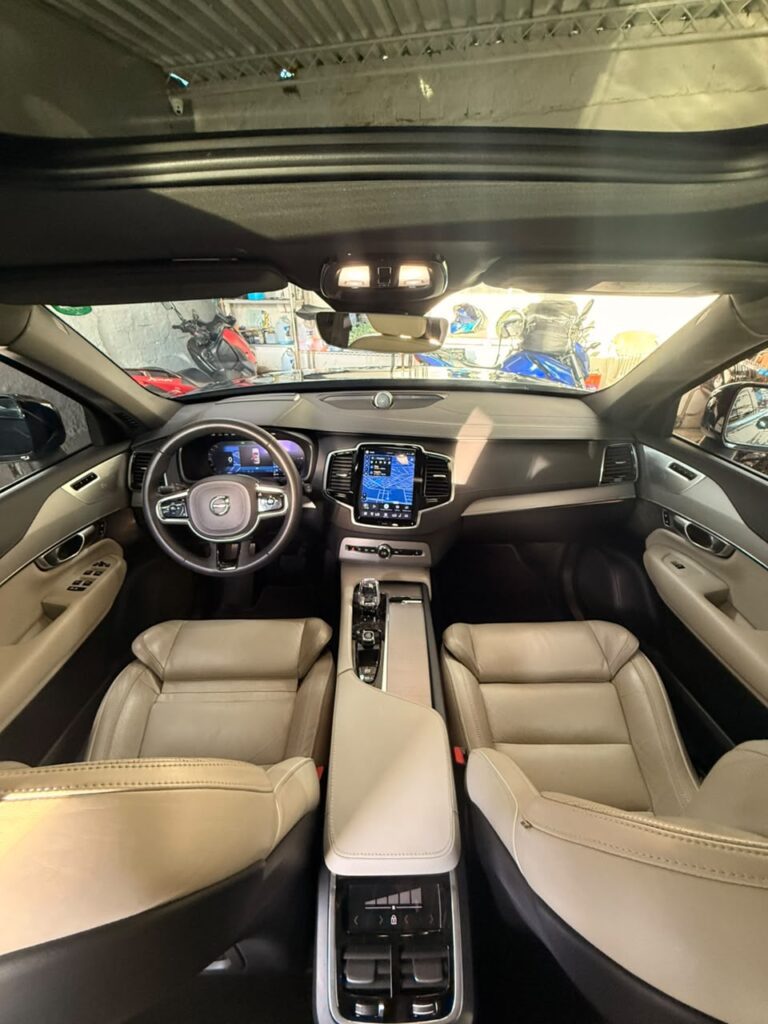 VOLVO XC90 T8 ULTIMATE DARK 2023/2024